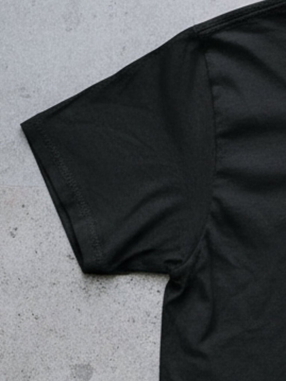 GILDAN Heavy cotton Twilight Black Graphic Short Sleeve Tee - Picture 3 of 4
